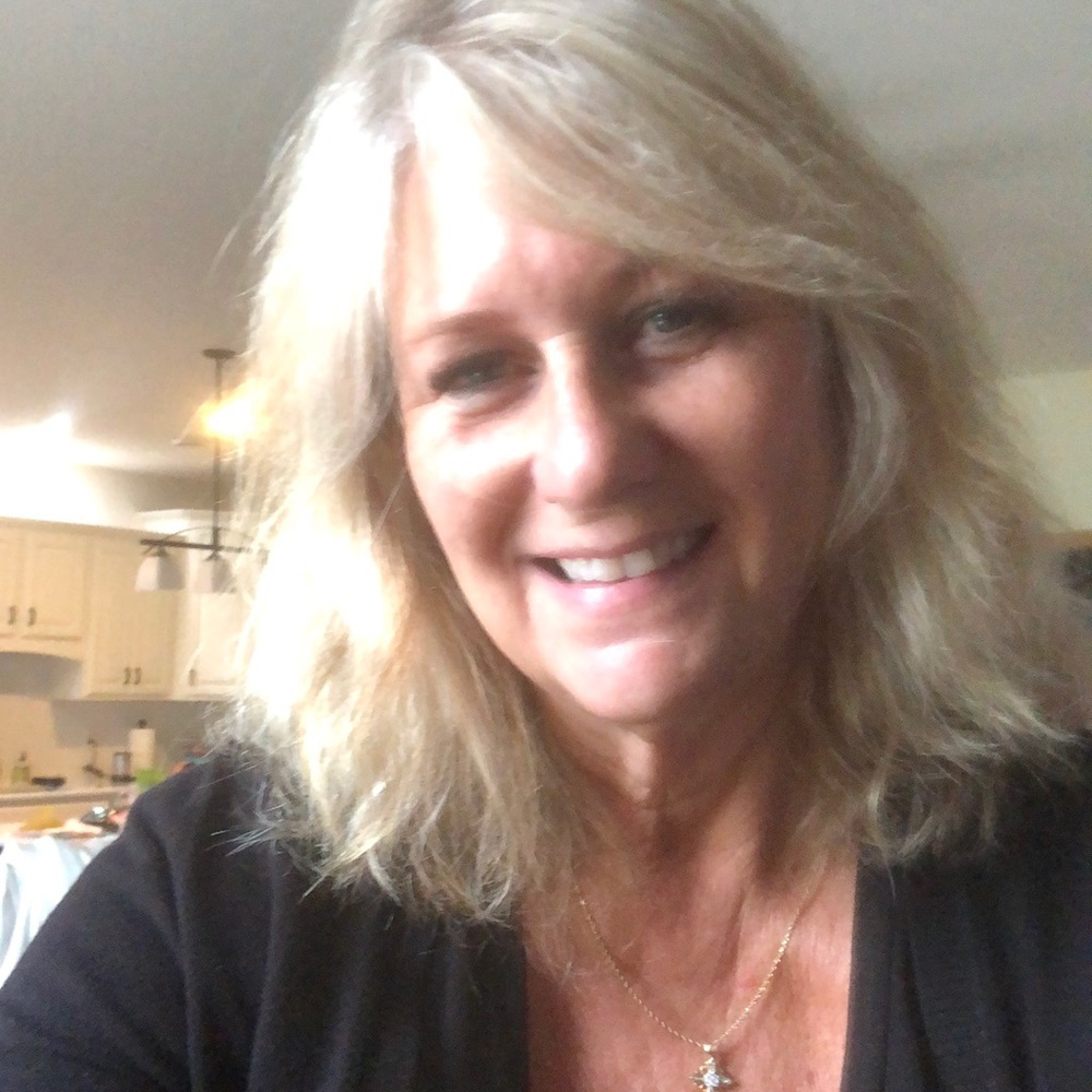 Meet your Posher, Bonita